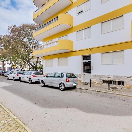Quarteira 2Br - Near The Beach At Homesbyfc Exterior photo