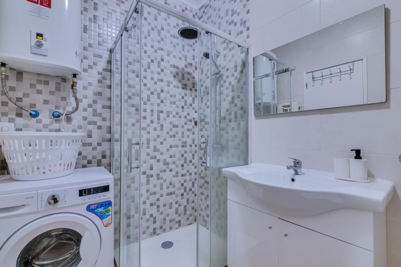 Quarteira 2Br - Near The Beach At Homesbyfc Exterior photo